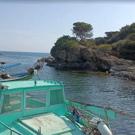 Διαμέρισμα With Pool Near The *